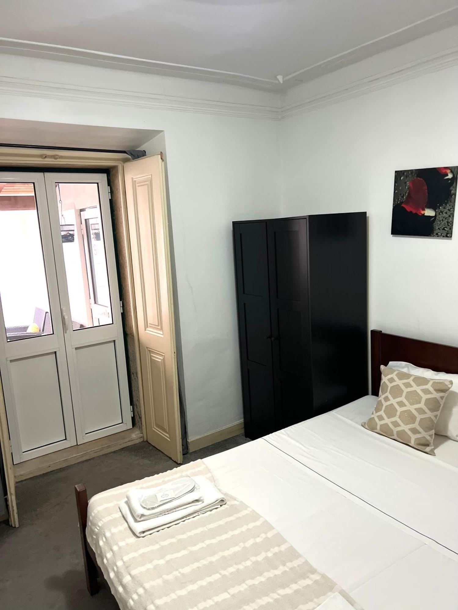 Hotel Sao Lazaro Bhuiyan Family Host Lizbona Zewnętrze zdjęcie
